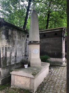 В литовском посольстве рассказали, как получить льготные визы на перезахоронение Калиновского