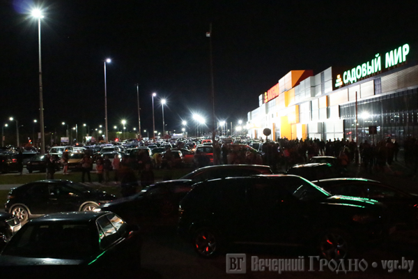 День Победы завершился на Кургане Славы фейерверком и пробками День Победы завершился на Кургане Славы фейерверком и пробками