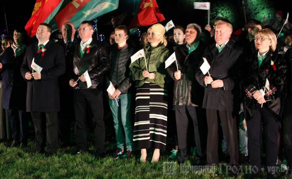 День Победы завершился на Кургане Славы фейерверком и пробками День Победы завершился на Кургане Славы фейерверком и пробками