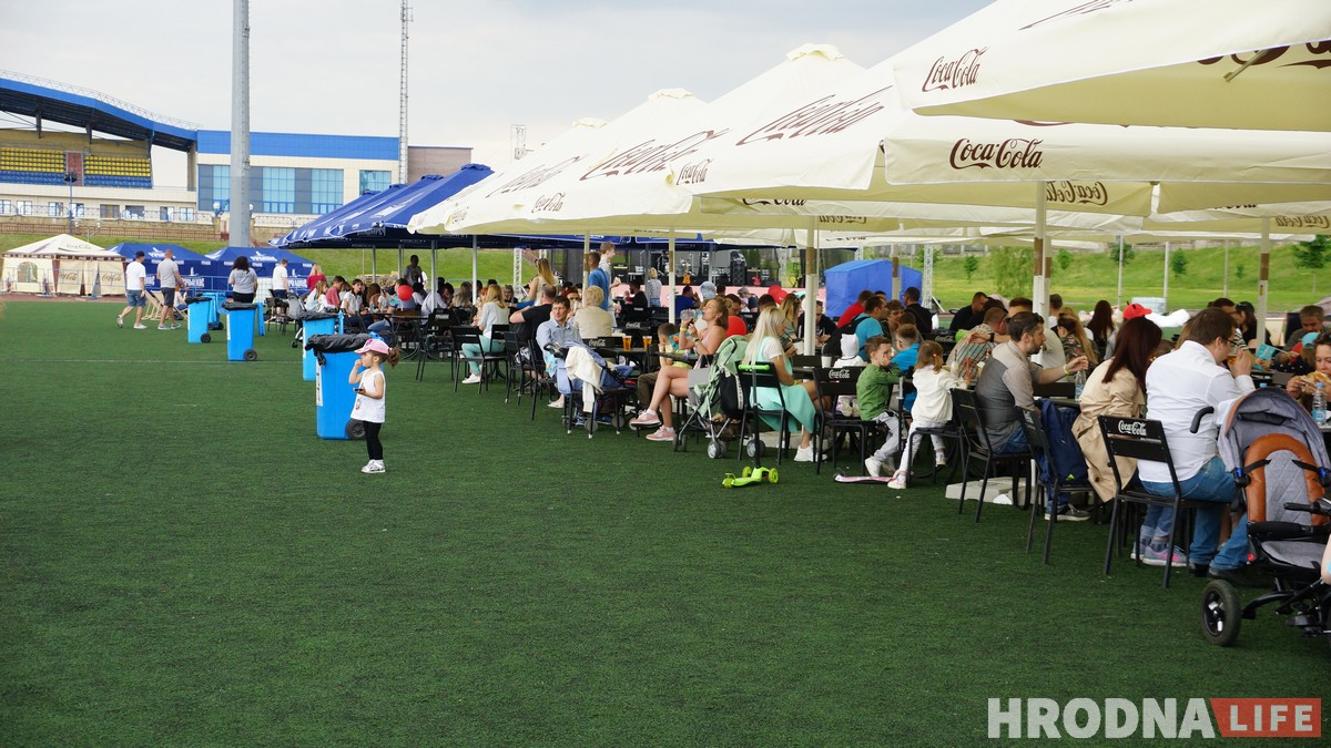 Гродно во второй раз встречал Vulitsa Ezha. Было вкусно, весело и солнечно Гродно во второй раз встречал Vulitsa Ezha. Было вкусно, весело и солнечно