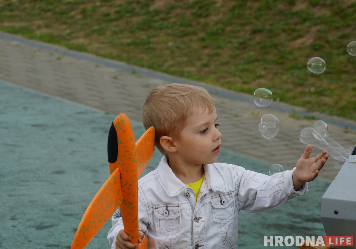 Гродно во второй раз встречал Vulitsa Ezha. Было вкусно, весело и солнечно Гродно во второй раз встречал Vulitsa Ezha. Было вкусно, весело и солнечно