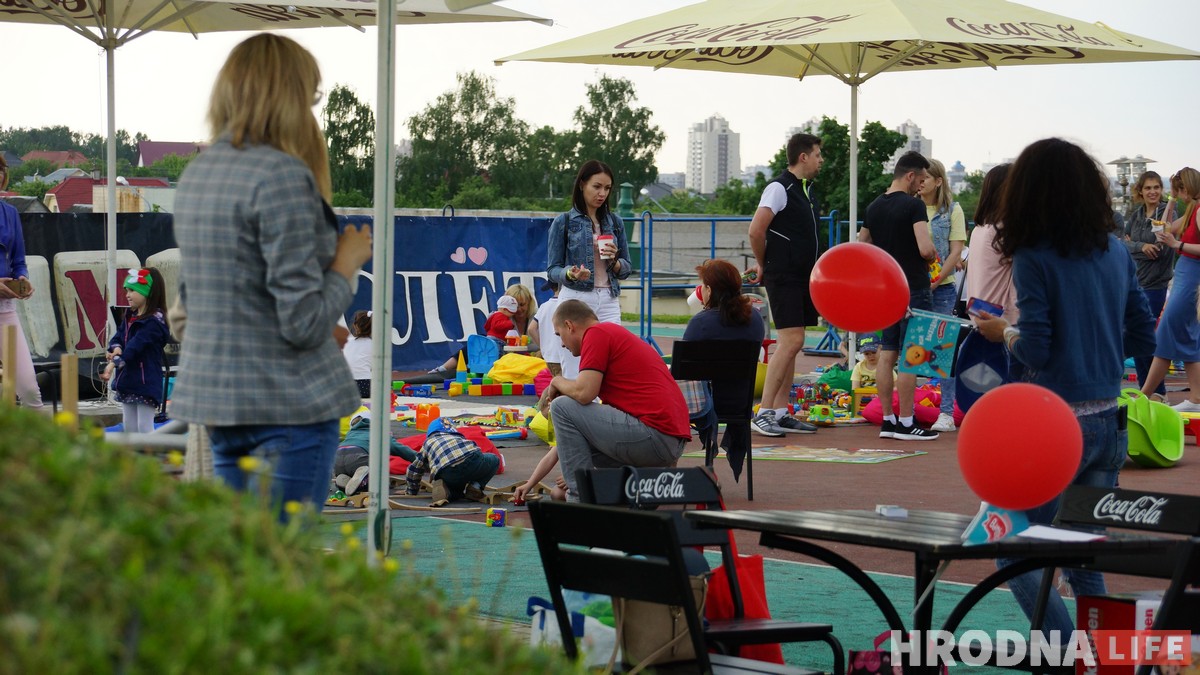 Гродно во второй раз встречал Vulitsa Ezha. Было вкусно, весело и солнечно Гродно во второй раз встречал Vulitsa Ezha. Было вкусно, весело и солнечно