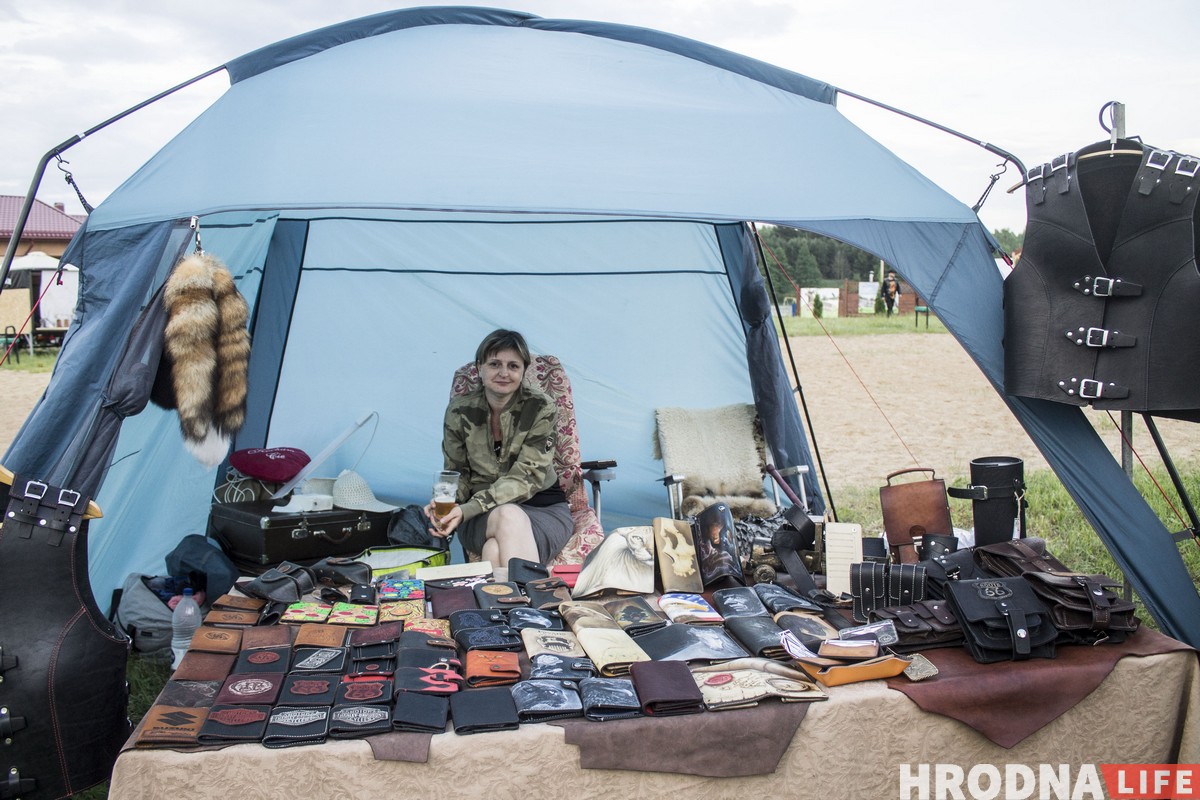 РСП, Dzieciuki и бесплатные татуировки. Как прошел байк-фестиваль «Хавайся ў бульбу-2019» РСП, Dzieciuki и бесплатные татуировки. Как прошел байк-фестиваль «Хавайся ў бульбу-2019»