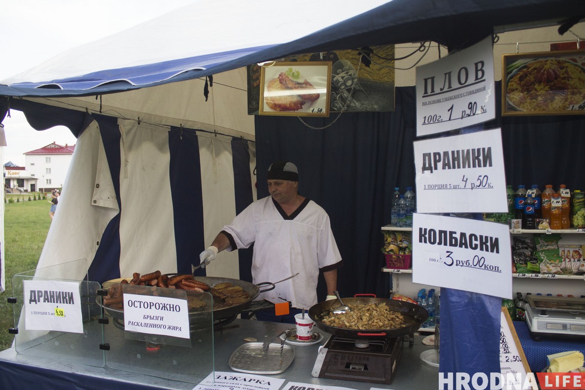 РСП, Dzieciuki и бесплатные татуировки. Как прошел байк-фестиваль «Хавайся ў бульбу-2019» РСП, Dzieciuki и бесплатные татуировки. Как прошел байк-фестиваль «Хавайся ў бульбу-2019»