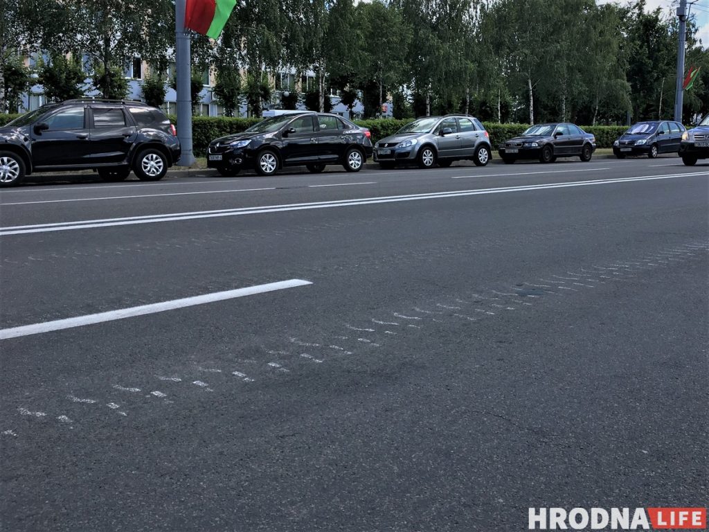 Как выглядит асфальт после репетиции парада ко Дню независимости и что об этом пишут в Instagram