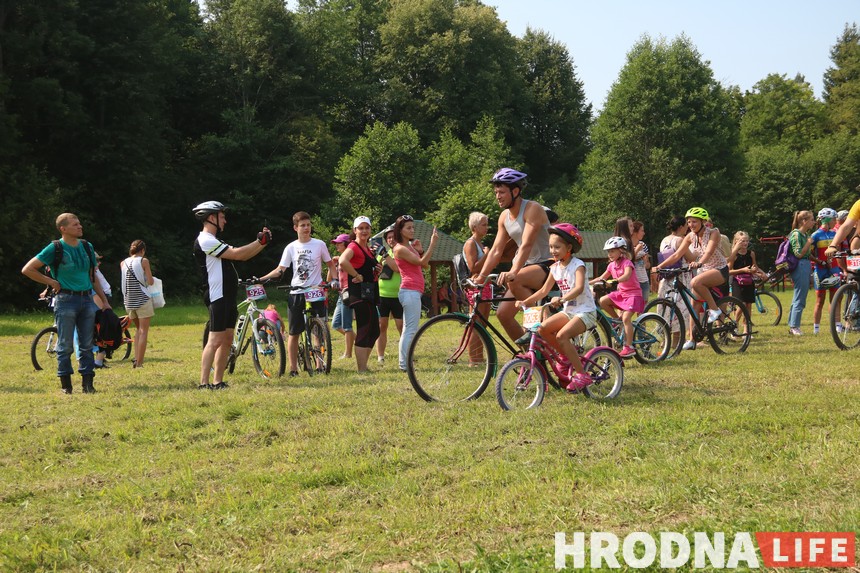 Веломарафон "Суседзі-2019" стартовал на Августовском канале под Гродно