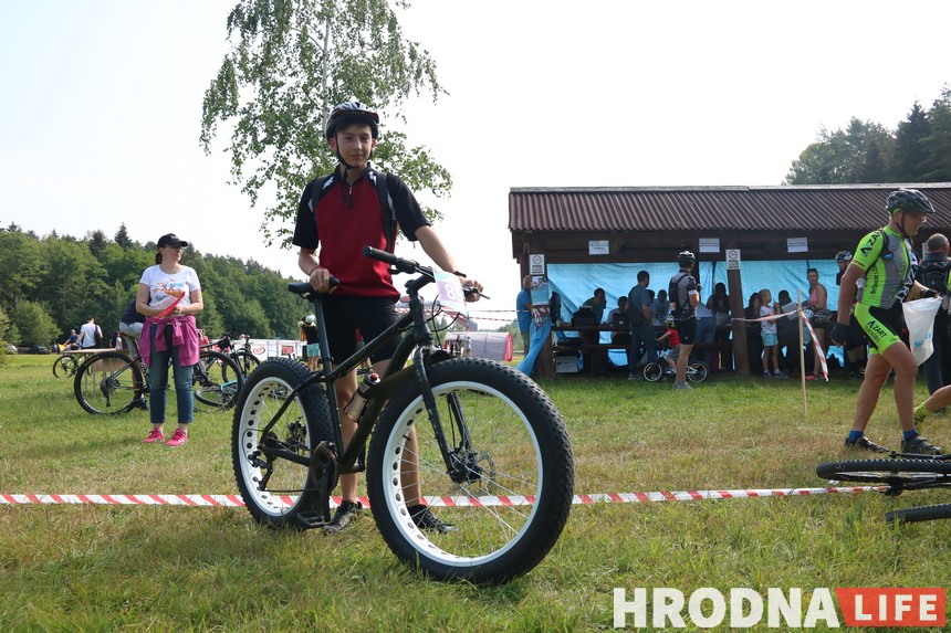 Веломарафон "Суседзі-2019" стартовал на Августовском канале под Гродно