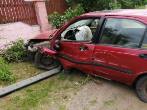 Десять штрафов на двоих. В Лиде муж и жена по очереди попали в ДТП Десять штрафов на двоих. В Лиде муж и жена по очереди попали в ДТП