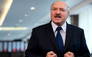 Лукашенко потребовал сделать зарплаты в регионах «если не достойными, то терпимыми»