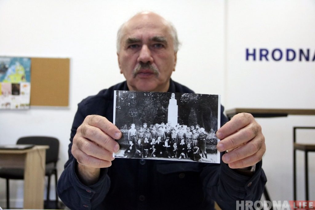 "В музее увидел такой же снимок, как у меня". Потомок гродненцев из Самары приехал искать свои корни