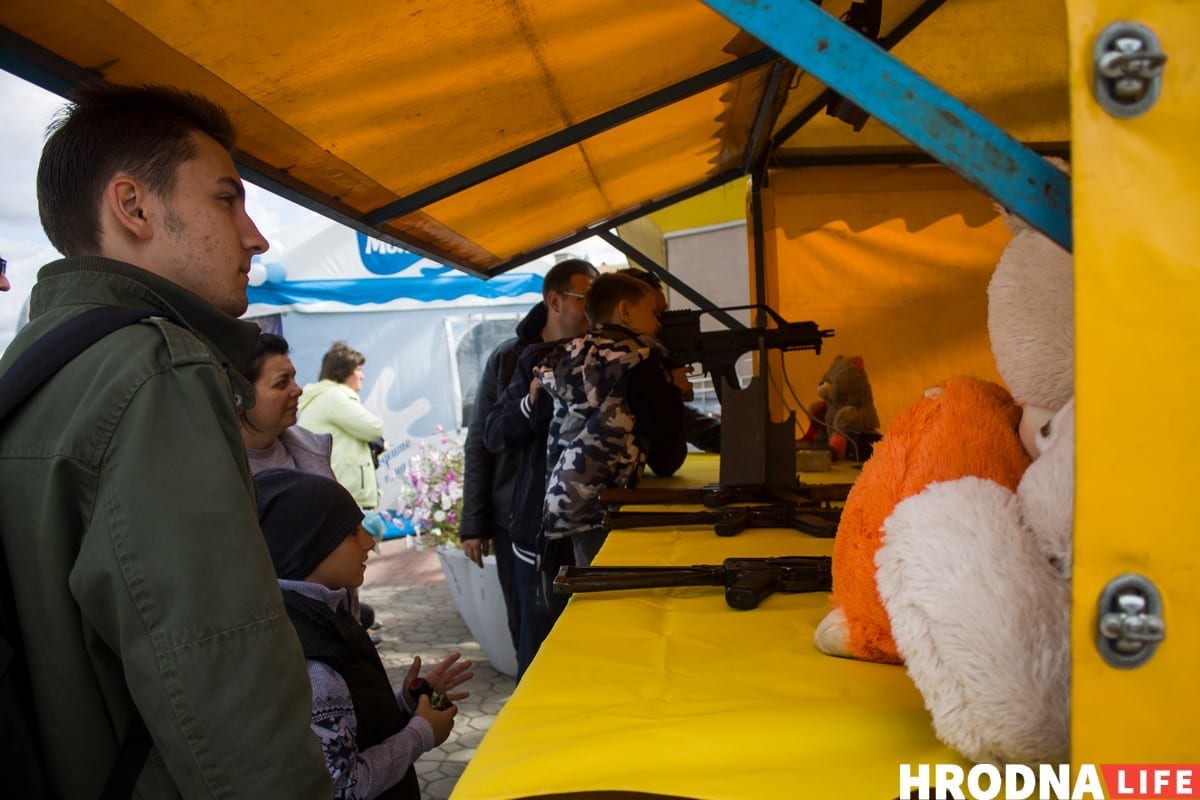 Колизей и Лесик. Топ-10 фигурок из сыра с Фестиваля сыра в Гродно Колизей и Лесик. Топ-10 фигурок из сыра с Фестиваля сыра в Гродно