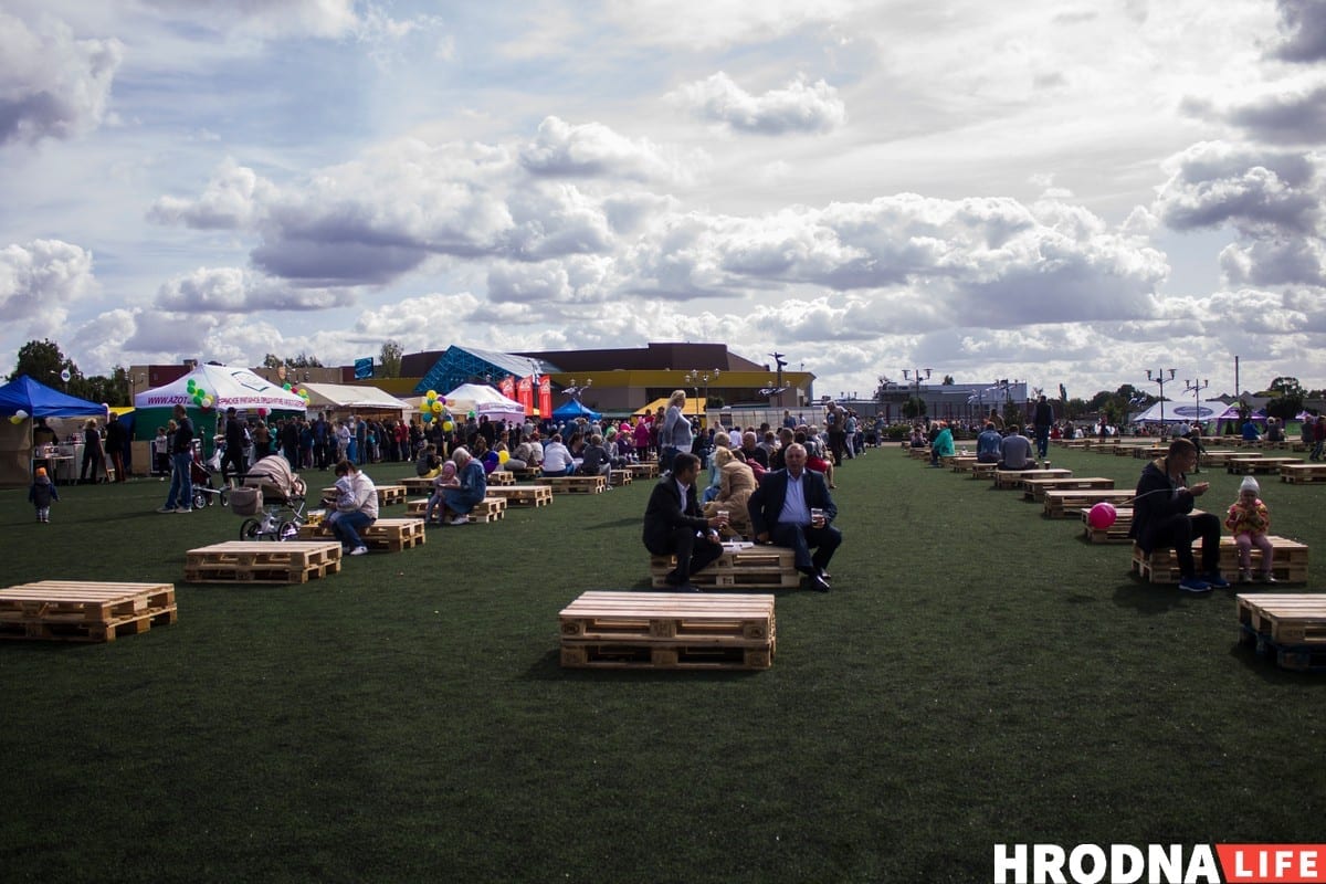 Колизей и Лесик. Топ-10 фигурок из сыра с Фестиваля сыра в Гродно Колизей и Лесик. Топ-10 фигурок из сыра с Фестиваля сыра в Гродно