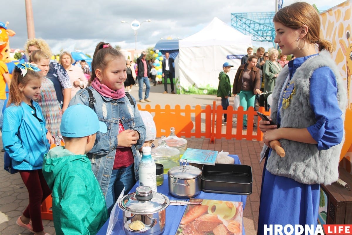 Колизей и Лесик. Топ-10 фигурок из сыра с Фестиваля сыра в Гродно Колизей и Лесик. Топ-10 фигурок из сыра с Фестиваля сыра в Гродно