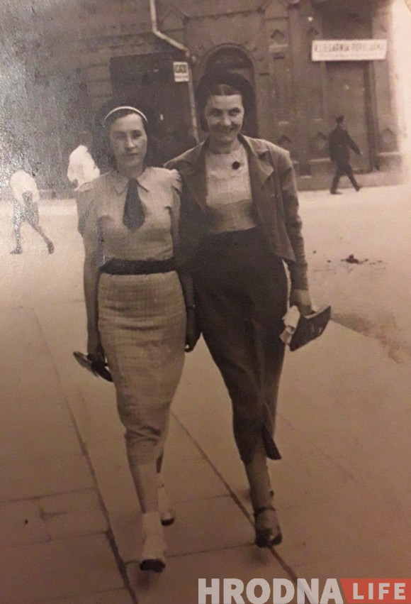 «Спустя 80 лет Раиса снова идет по родному городу». История гродненки, которую вывезли в Новосибирск «Спустя 80 лет Раиса снова идет по родному городу». История гродненки, которую вывезли в Новосибирск