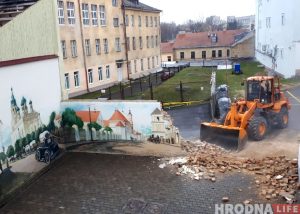 В Гродно разрушили самую красивую стену. Почему?