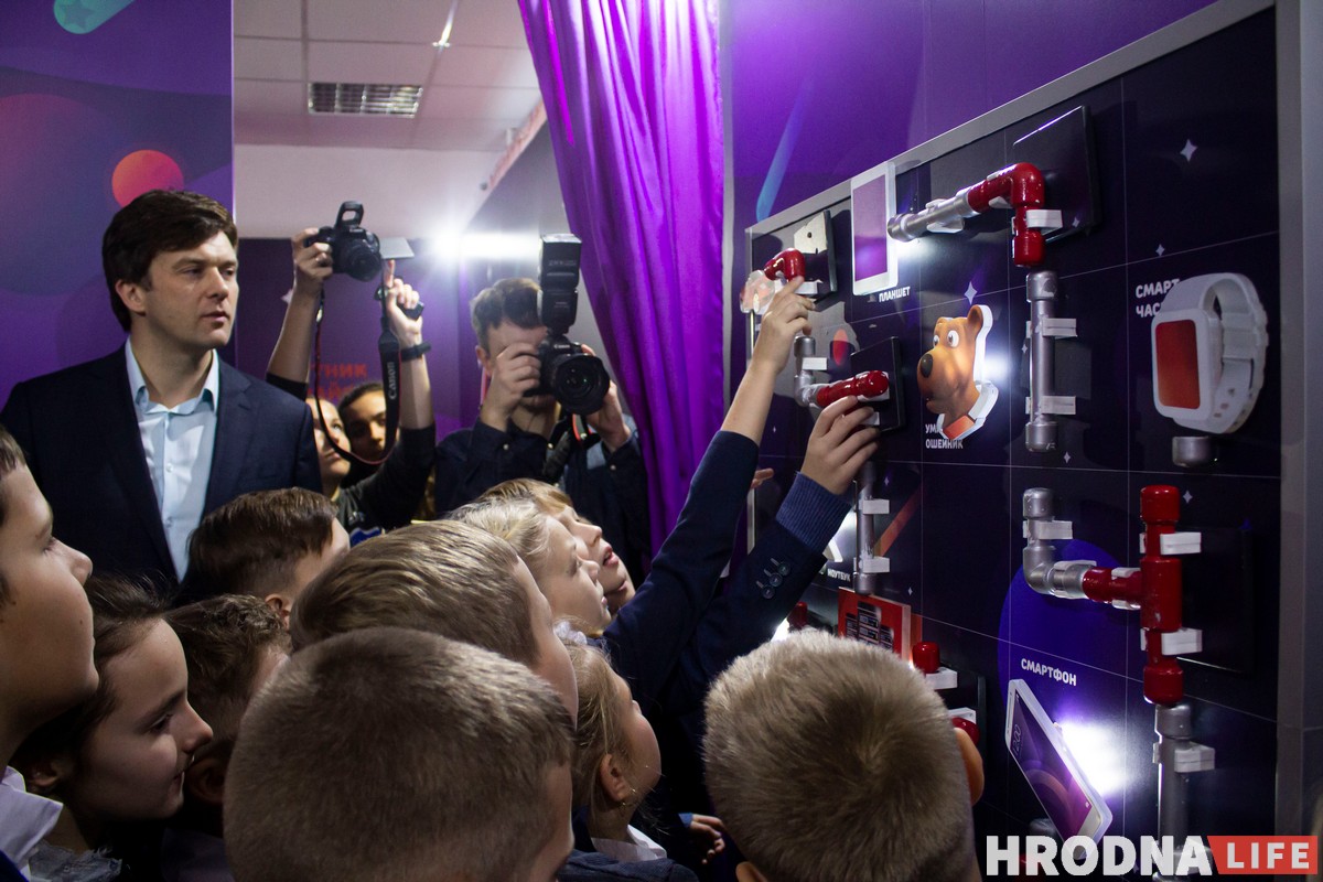 Что ваши дети увидят на выставке "Вселенная интернета" Что ваши дети увидят на выставке "Вселенная интернета"