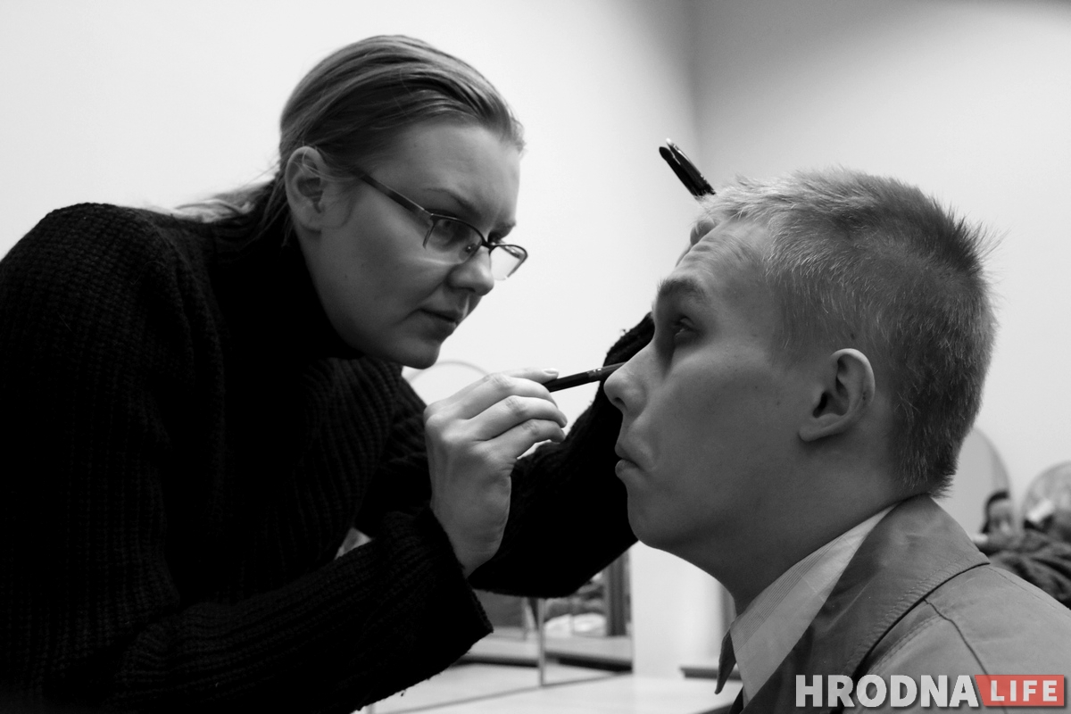 "Молчаливый" перформанс в память жертв Холокоста прошел в Гродно "Молчаливый" перформанс в память жертв Холокоста прошел в Гродно