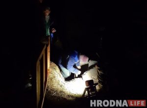 Сантехник и волонтеры 10 часов спасали кота. Он провалился в колодец заброшенной теплотрассы Сантехник и волонтеры 10 часов спасали кота. Он провалился в колодец заброшенной теплотрассы