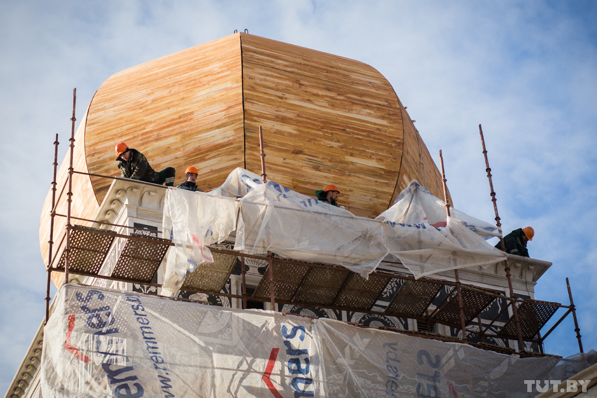 Дзяржкантроль праверыў рэканструкцыю Старога замка - і знайшоў парушэнні