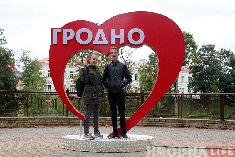 «Паводле законаў аграгарадка». Камунальнікі так «упрыгожылі» Гродна, што людзі больш не могуць маўчаць