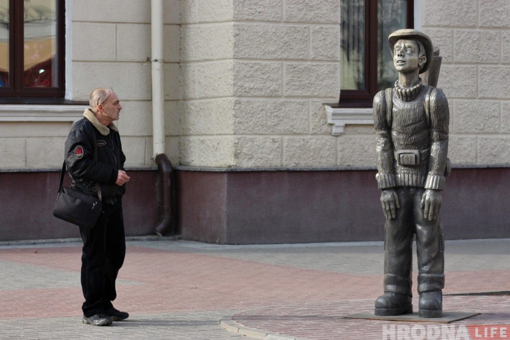 «Паводле законаў аграгарадка». Камунальнікі так «упрыгожылі» Гродна, што людзі больш не могуць маўчаць