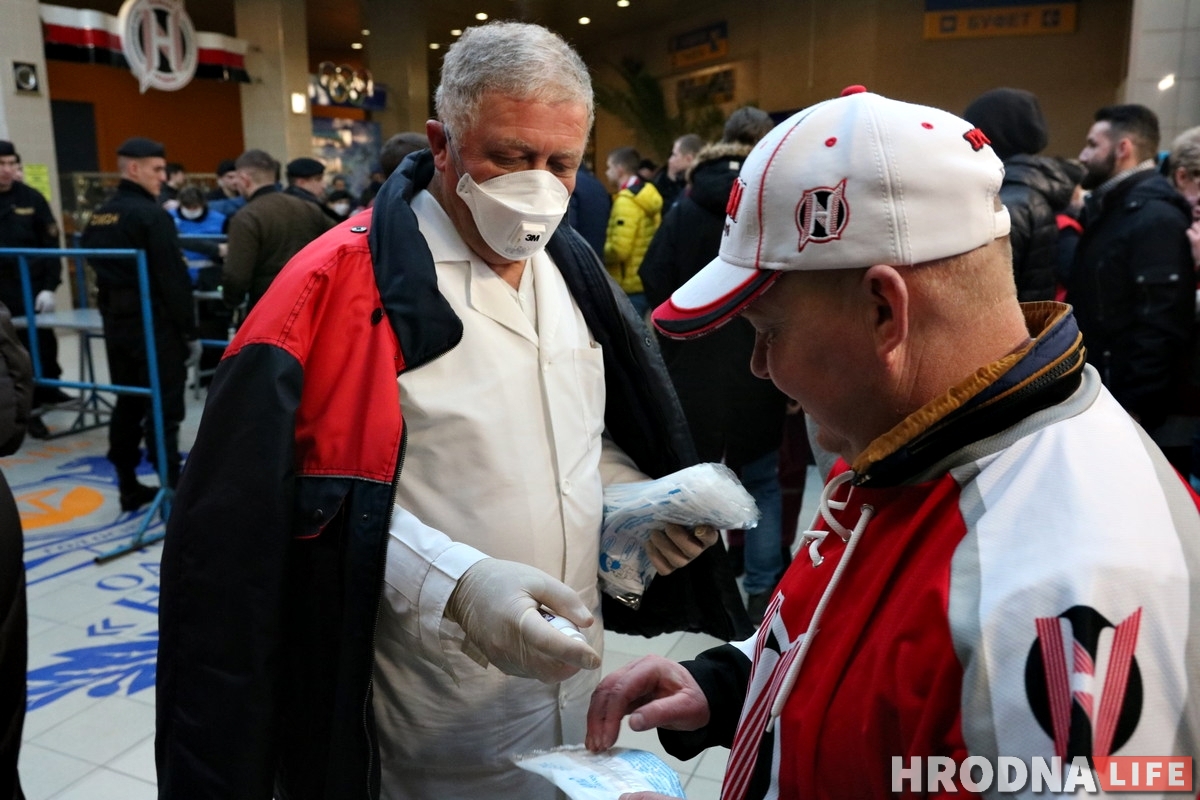 Матч “Неман” – Шахтер” могли провести при пустых трибунах