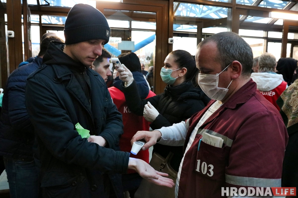 Матч “Неман” – Шахтер” могли провести при пустых трибунах