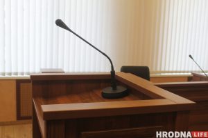 "Нравилось и всё". Суд опросил учеников, которых преподаватель угощал марихуаной