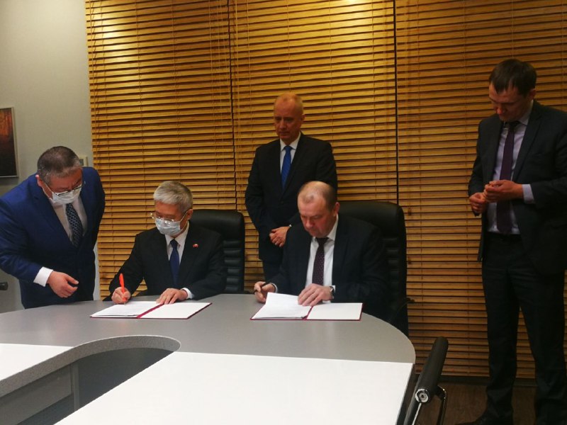 Беларусь получила от Китая гуманитарную помощь с тестами на коронавирус и защитой для медиков