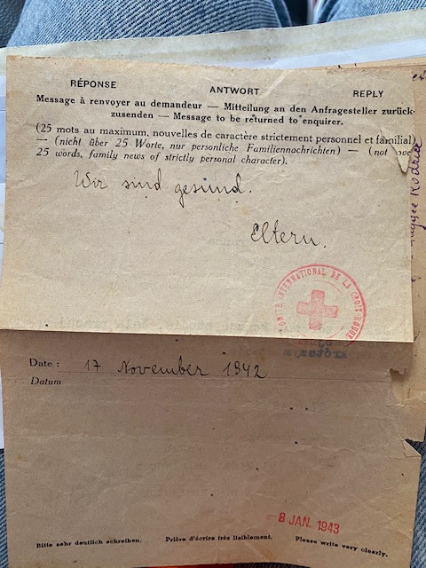 "Бабуля перад смерцю сказала, што яна яўрэйка". У Парыжы знайшлі лісты з Гродна 1930-40-х