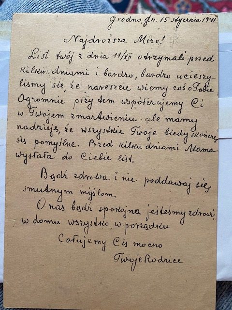 "Бабуля перад смерцю сказала, што яна яўрэйка". У Парыжы знайшлі лісты з Гродна 1930-40-х
