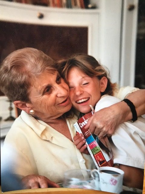 "Бабуля перад смерцю сказала, што яна яўрэйка". У Парыжы знайшлі лісты з Гродна 1930-40-х