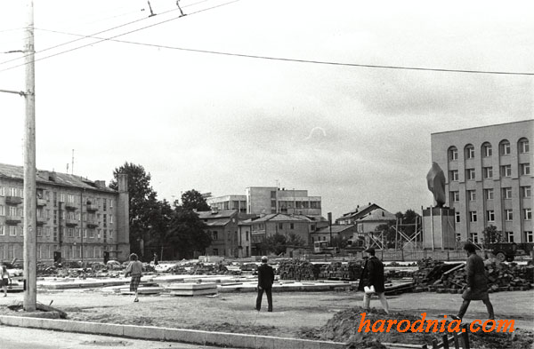 Глядзіце, як выглядала плошча Леніна 50 гадоў таму