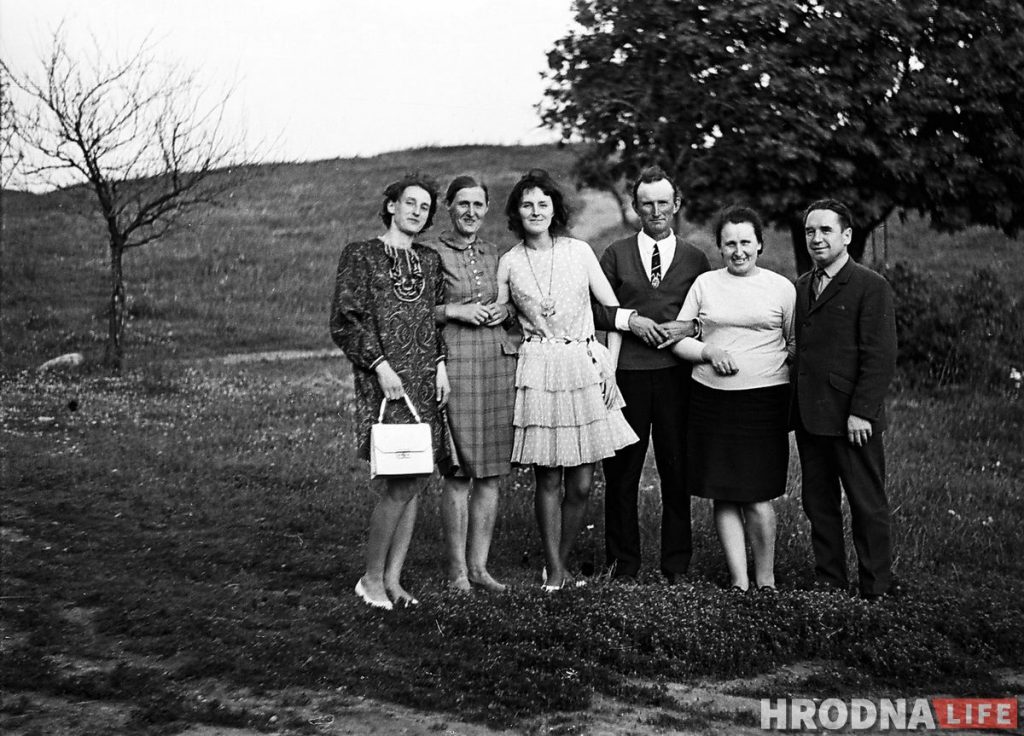 Женский роман времен пандемиии. Наталия Дорош пишет “фото-сериал” о том, что было и прошло