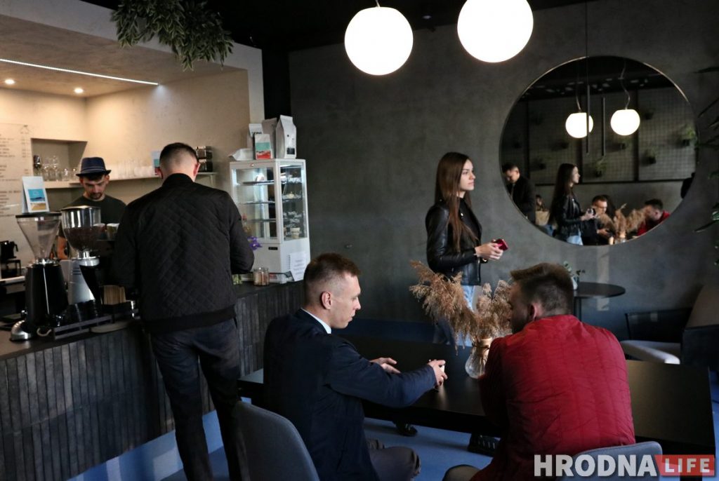 На Шчорса адкрылася кавярня, куды можна прыходзіць з жывёламі