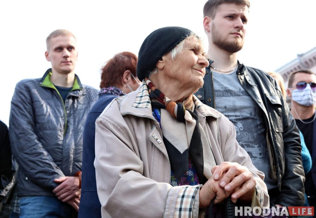 "Президент - не бог и не царь". Что Валерий Цепкало говорил на пикете в Гродно