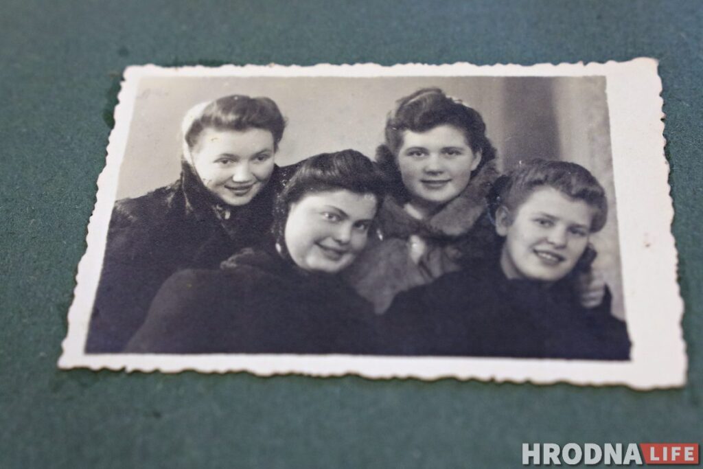 Вежа ў Румлёва і аптэка на Савецкай: у рэдакцыю Hrodna.life патрапіў яшчэ адзін альбом старых фотаздымкаў