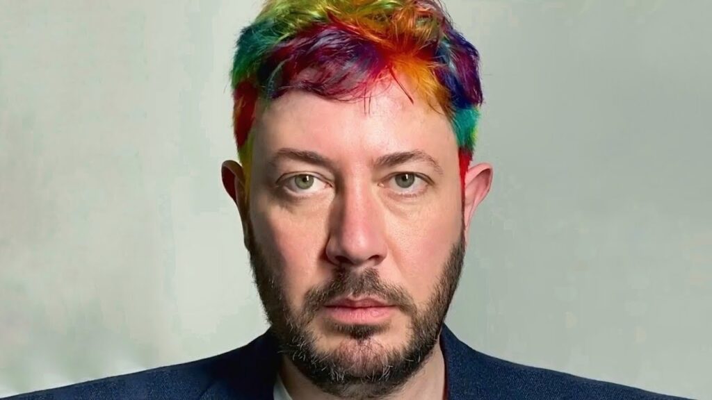 "Гродно оказался о*уенным". Артемий Лебедев рассказал, как на тракторе приехал в Беларусь "Гродно оказался о*уенным". Артемий Лебедев рассказал, как на тракторе приехал в Беларусь