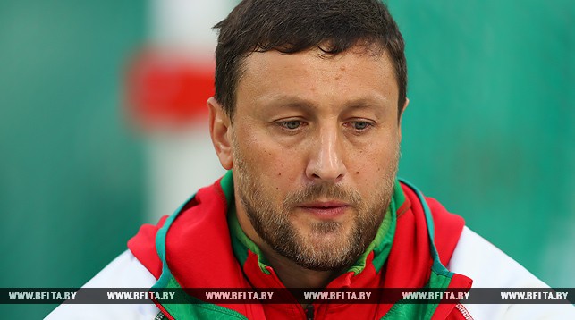"Не трэба выходзіць на мітынгі". Чэмпіён, галоўны ўрач, дырэктар тэатра і іншыя гродзенцы выказаліся аб выбарах-2020