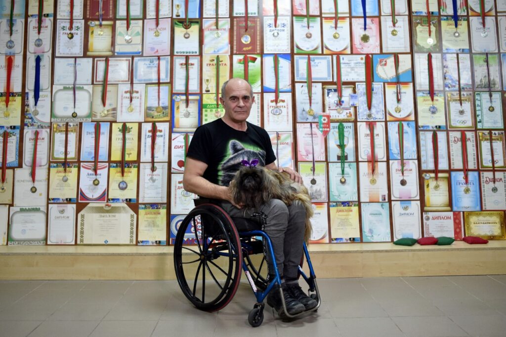 «В детстве надо мной издевались, унижали» Сергей прошел тяжелый путь, зато теперь стал примером для многих