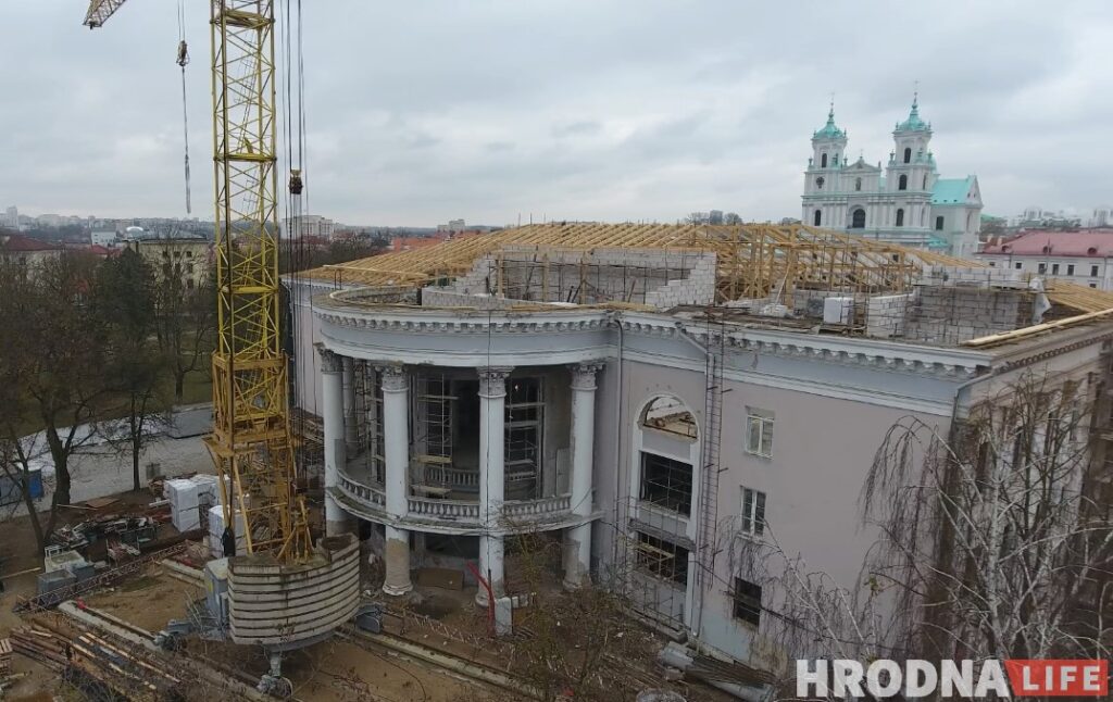 Гостиницу «Гродно» вернут городу, а во Дворце текстильщиков все-таки начнут реконструкцию