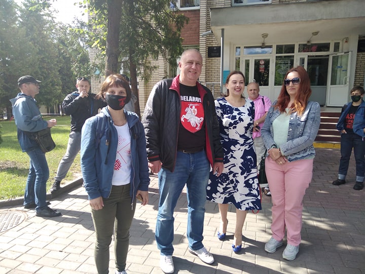 Активистке присудили штраф в 20 базовых величин за участие в акции солидарности в Гродно Активистке присудили штраф в 20 базовых величин за участие в акции солидарности в Гродно