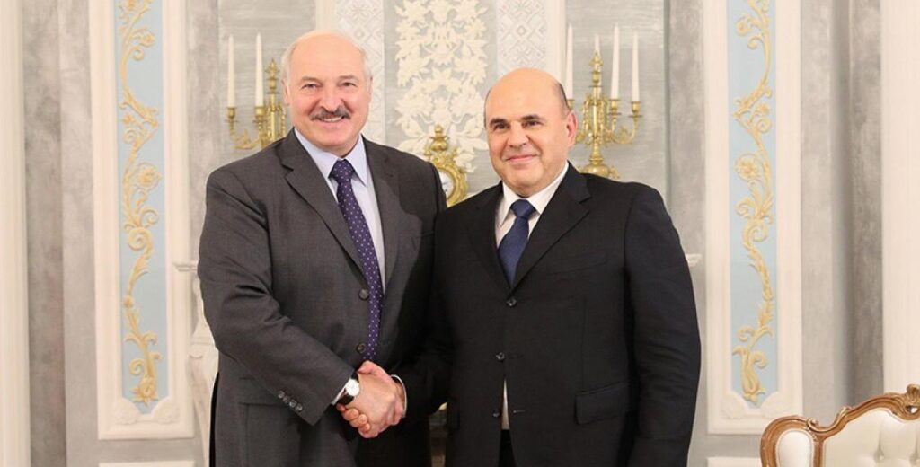 Российский премьер предложил Лукашенко "независимую интеграцию" Российский премьер предложил Лукашенко "независимую интеграцию"