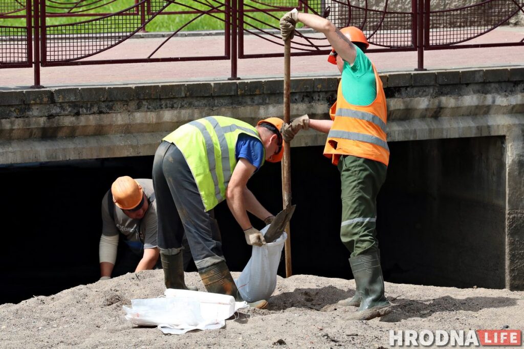 «Такого еще не было». Куда пропала вода из пруда на Виленской?
