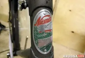 "Гродно сам и о себе" - выставка видов города последних 100 лет работает в Новом замке велосипед