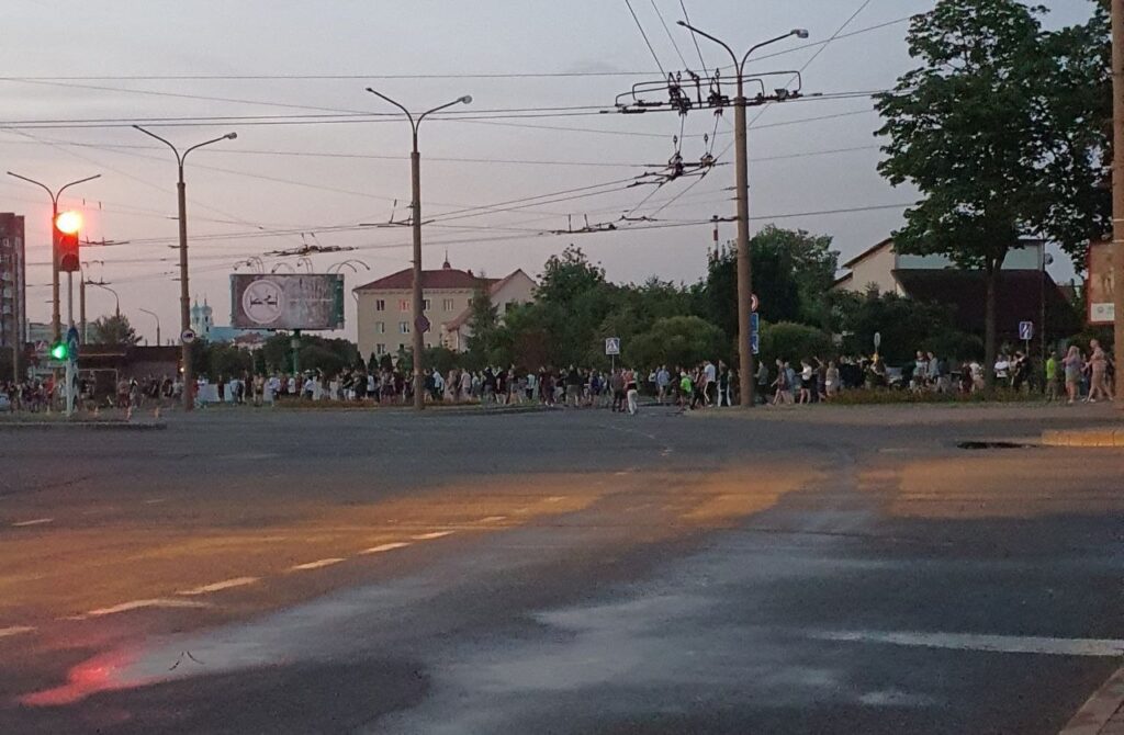 Што адбывалася ў Гродне гэтай ноччу? Затрымалі да 300 чалавек