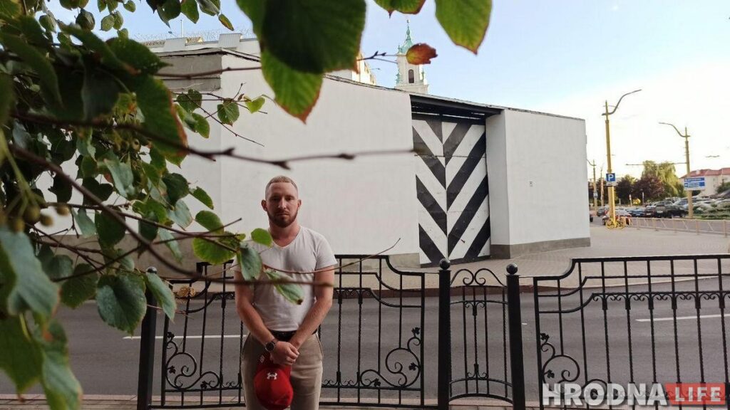 «Хорошо, прохладно, у каждого своя койка». Задержанный на мирном протесте в Гродно, — о вежливых тюремщиках и своем любопытстве