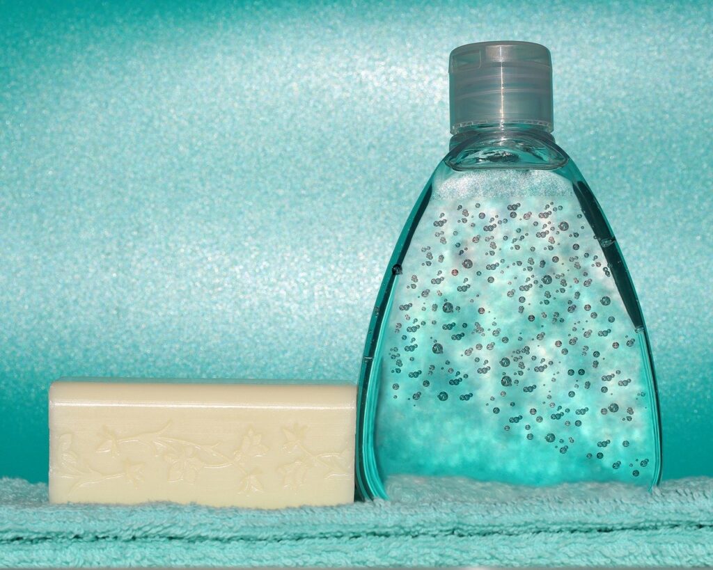 126 белорусов заразились COVID-19 за сутки. Частные лаборатории в Гродно начали делать тесты на антитела к коронавирусу