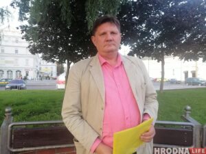 Процедуру отзыва депутата Палаты представителей остановили в горсовете. Гродненцы подали жалобу в суд Процедуру отзыва депутата Палаты представителей остановили в горсовете. Гродненцы подали жалобу в суд