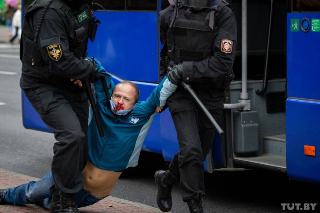 В Гродно завели еще одно уголовное дело за насилие в отношении ОМОНа